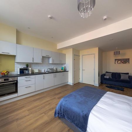 Apartment 7, Isabella House, Aparthotel, By RentMyHouse Hereford Esterno foto