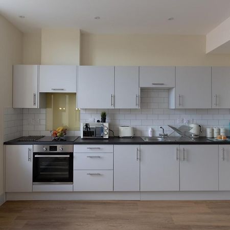 Apartment 7, Isabella House, Aparthotel, By RentMyHouse Hereford Esterno foto