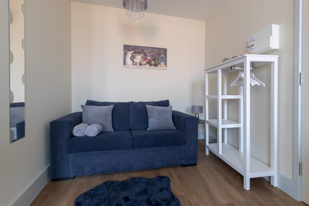 Apartment 7, Isabella House, Aparthotel, By RentMyHouse Hereford Esterno foto