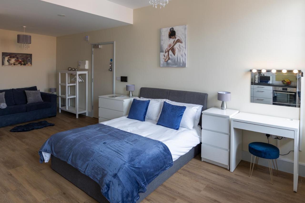 Apartment 7, Isabella House, Aparthotel, By RentMyHouse Hereford Esterno foto