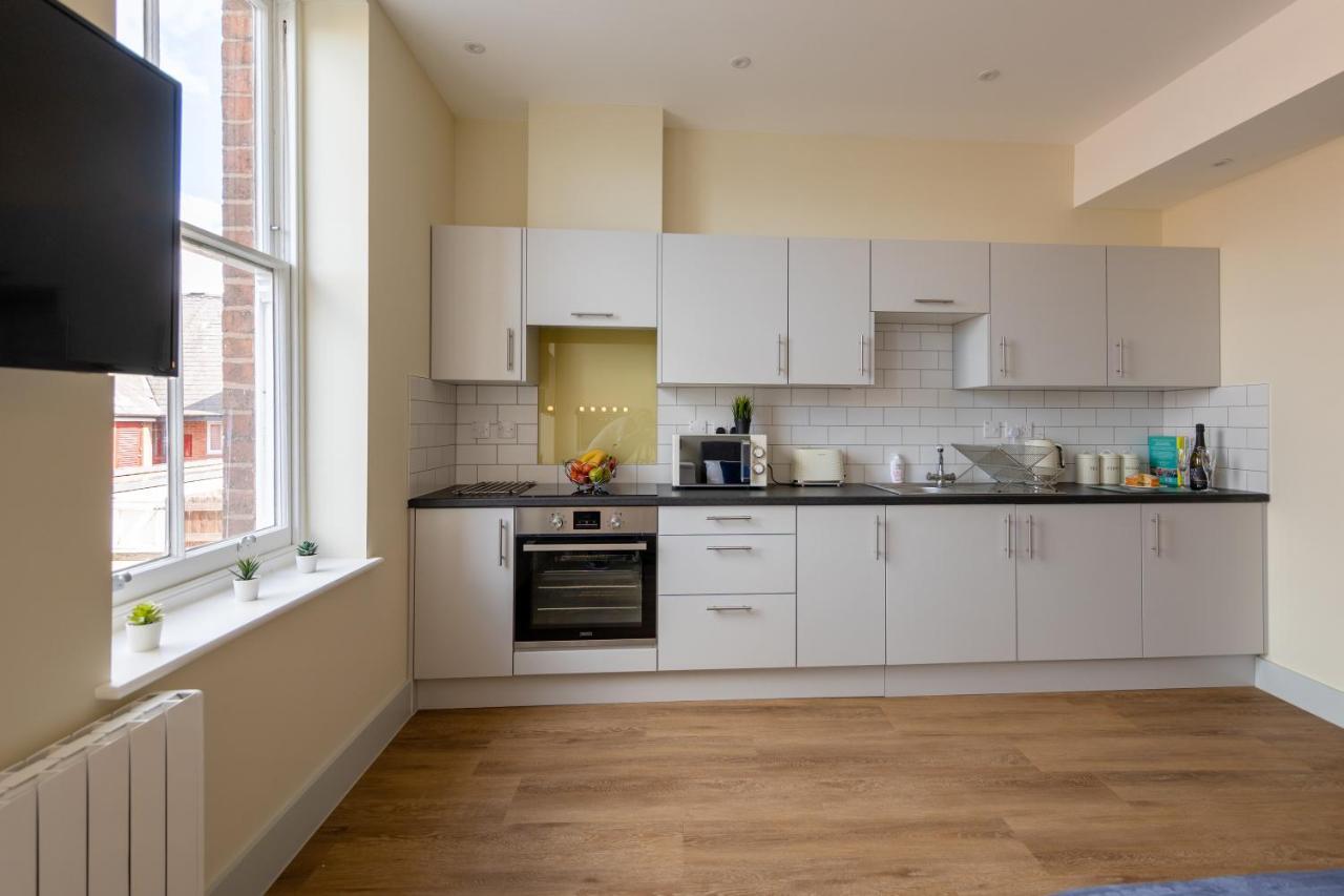 Apartment 7, Isabella House, Aparthotel, By RentMyHouse Hereford Esterno foto